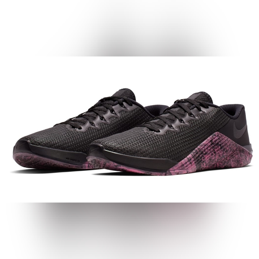 Mens Nike Metcon 5 size 10 training shoes black pink crosstrain crossfit running